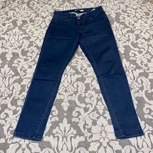 Levi’s 710 Super Skinny Stretch Jeans